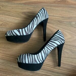 Guess | Heels - size 7.5
